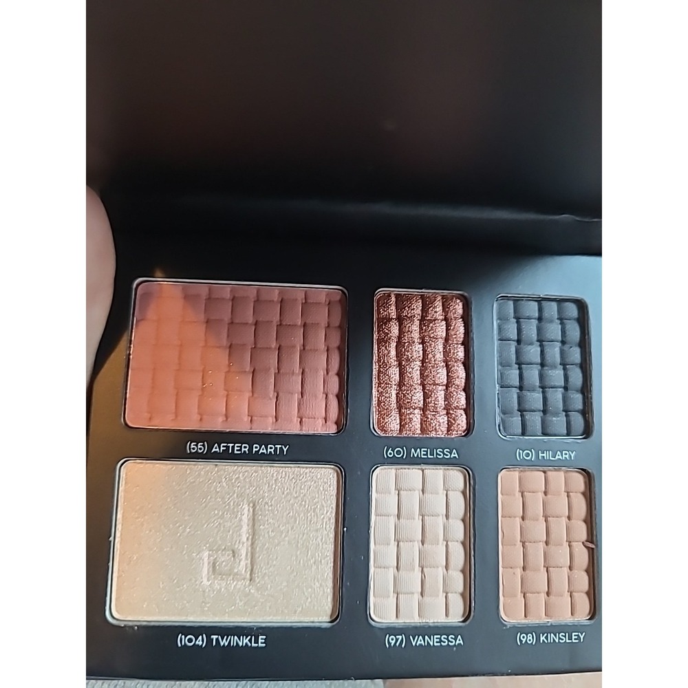 Doucce POSH POWDER PALETTE 6 shade Blush Highlighting Face Palette Full Size New